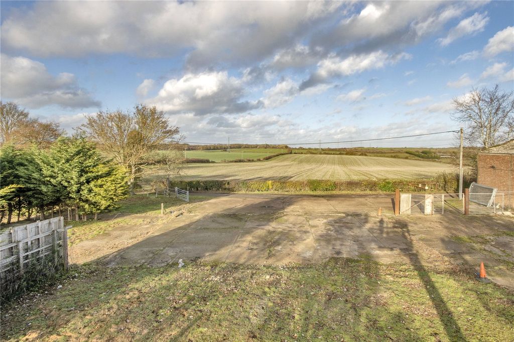 Property photo 2 of 7 Plot &amp; View