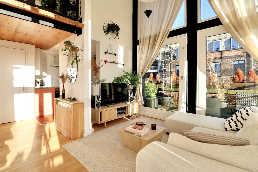 Property photo 2 of 19 Img_2212