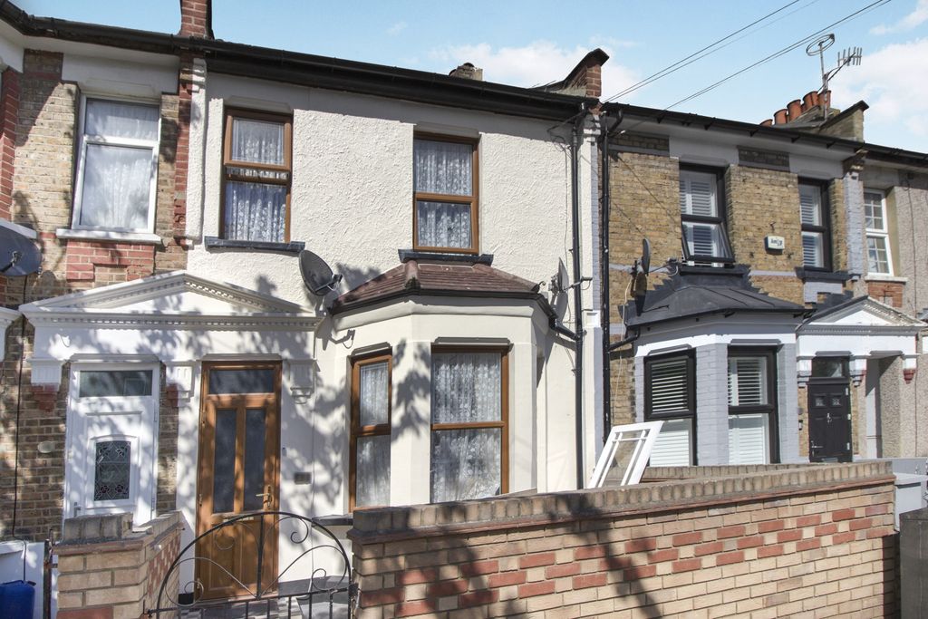Property photo 1 of 15 Img_9522