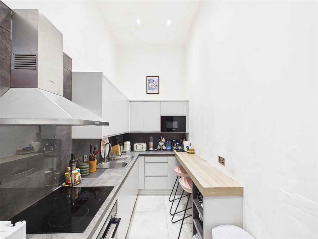 Property photo 2 of 13 Picture No. 02