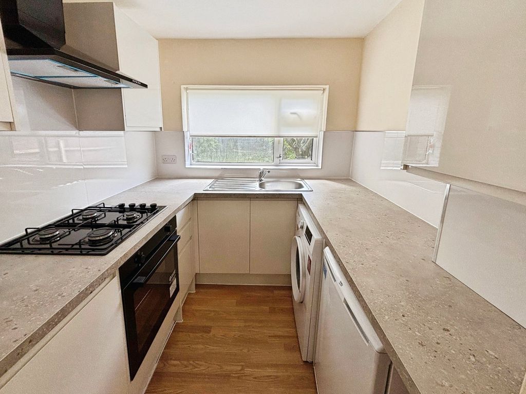 Property photo 2 of 11 Picture No. 01