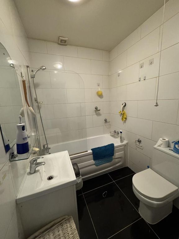 Property photo 3 of 3 Bathroom