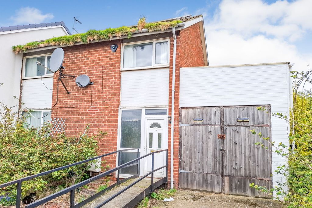 Property photo 1 of 14 29 Monmouth Road, Middlesbrough, North Yorkshire, Ts6 9Sa