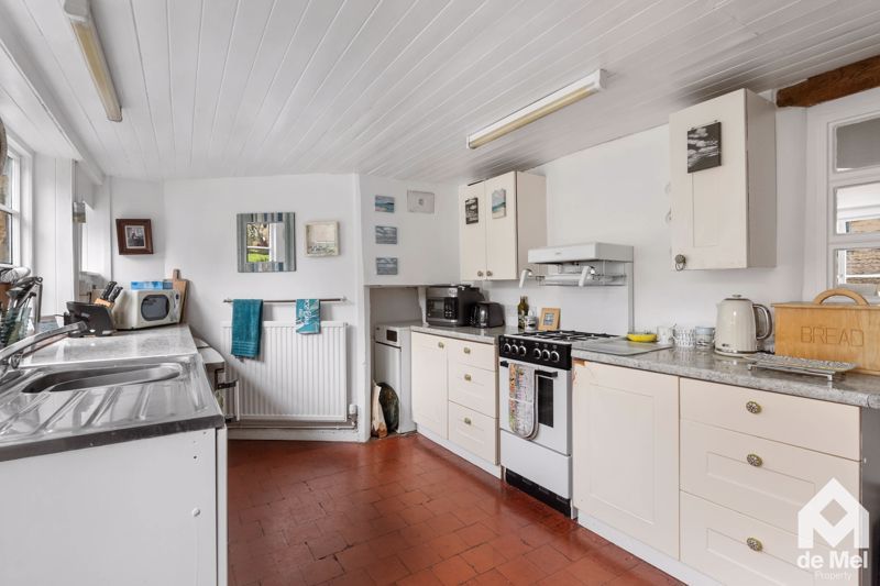 Property photo 2 of 22 Photo 19