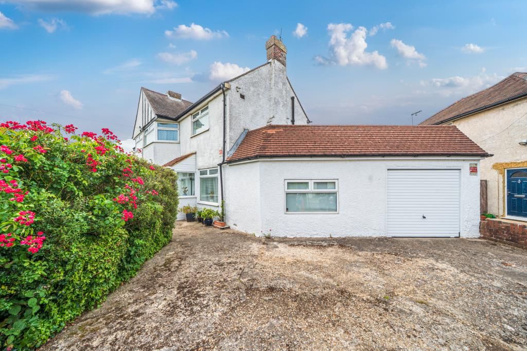 Property photo 2 of 17 External View