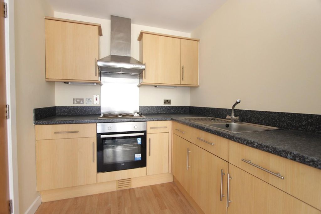 Property photo 2 of 7 Tc25 Kitchen.Jpg