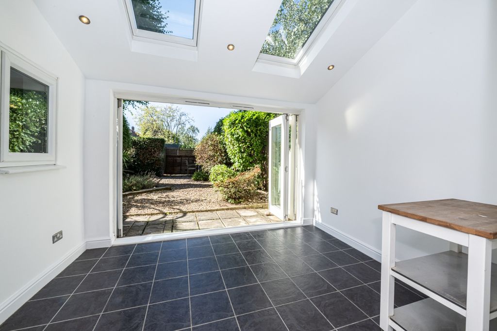 Property photo 3 of 30 4557978