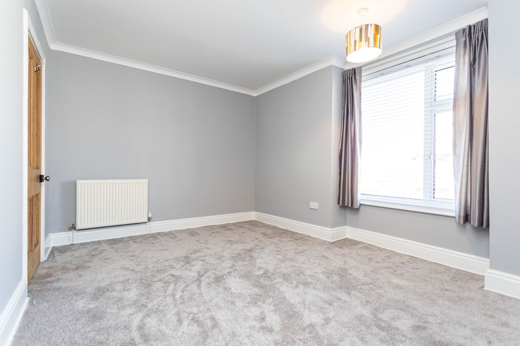 Property photo 3 of 18 346A8388