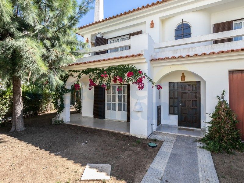 Property photo 1 of 33