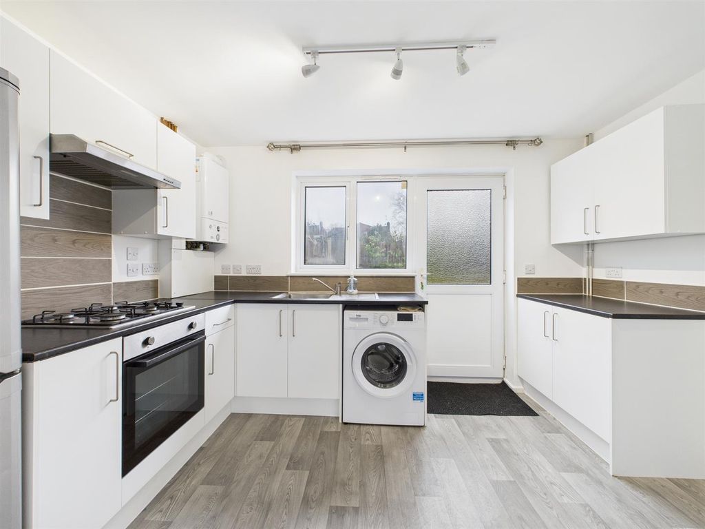 Property photo 2 of 13 Kitchen Diner