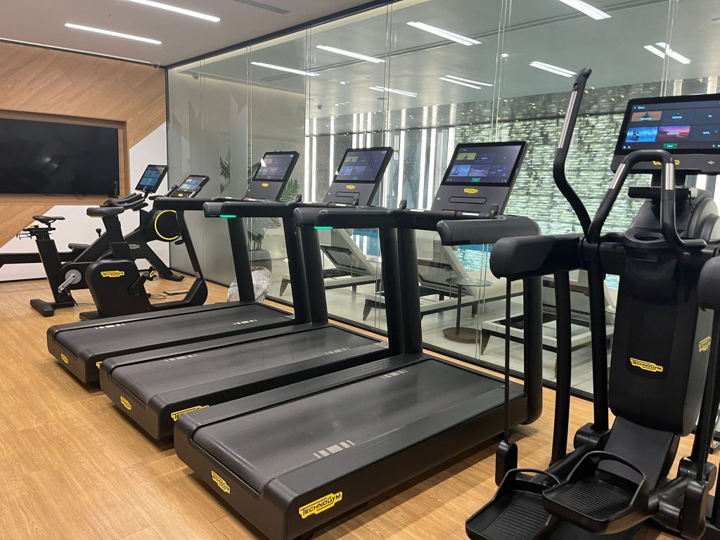 Property photo 2 of 26