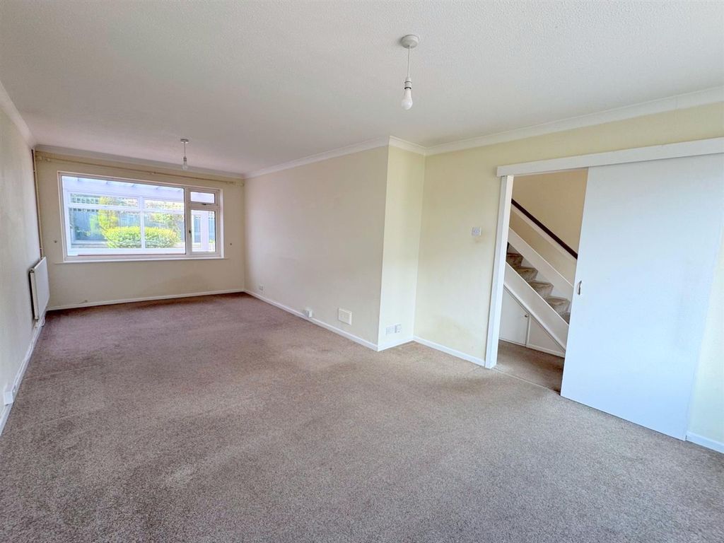 Property photo 2 of 20 19Beat12.Jpg