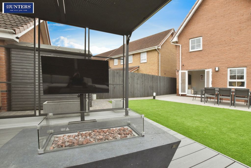 Property photo 3 of 26