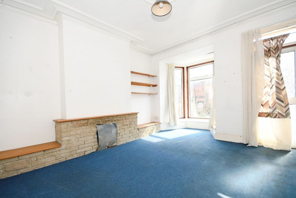 Property photo 3 of 18 Photo
