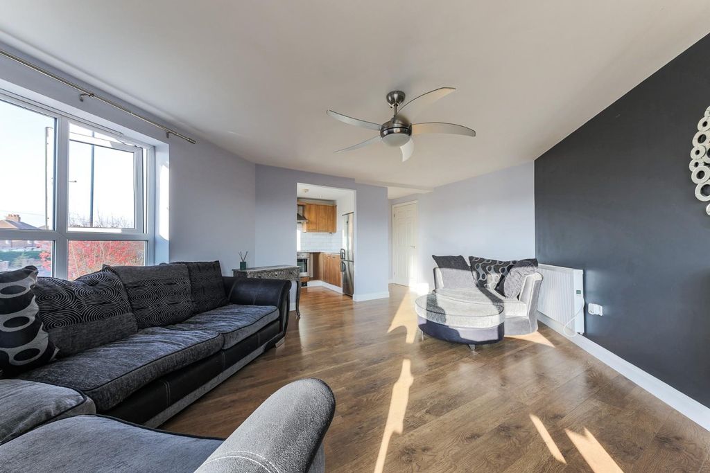 Property photo 3 of 12 Living Room