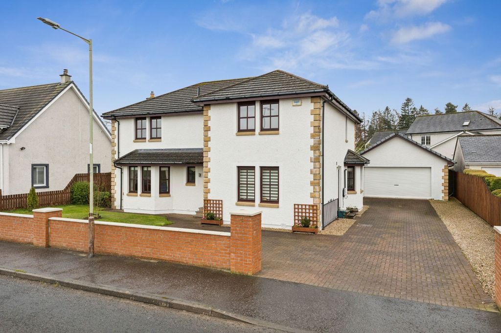 Property photo 1 of 31