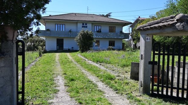 Property photo 1 of 20