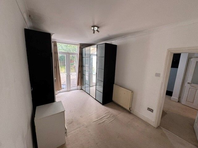 Property photo 3 of 10 Picture No. 22