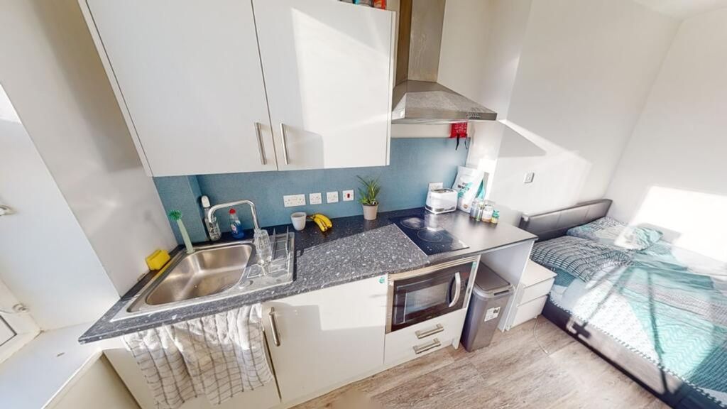 Property photo 3 of 4 Stylish Kitchenette With Modern Appliances, Ample ...