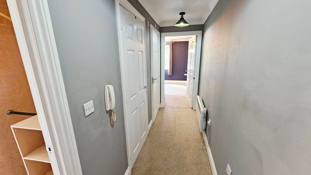 Property photo 3 of 11 Photo 5