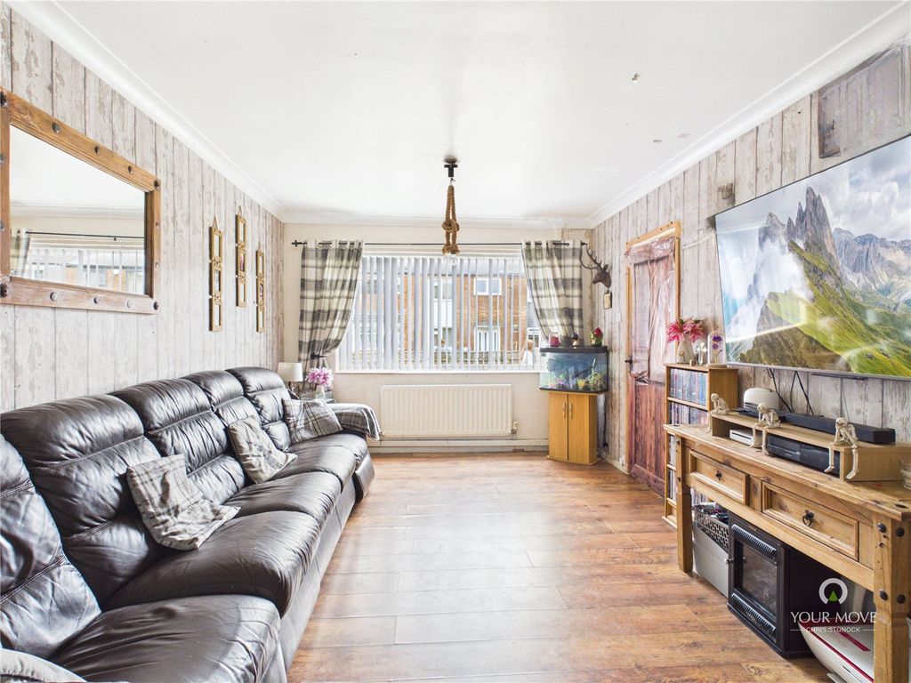 Property photo 2 of 10 Picture No. 27