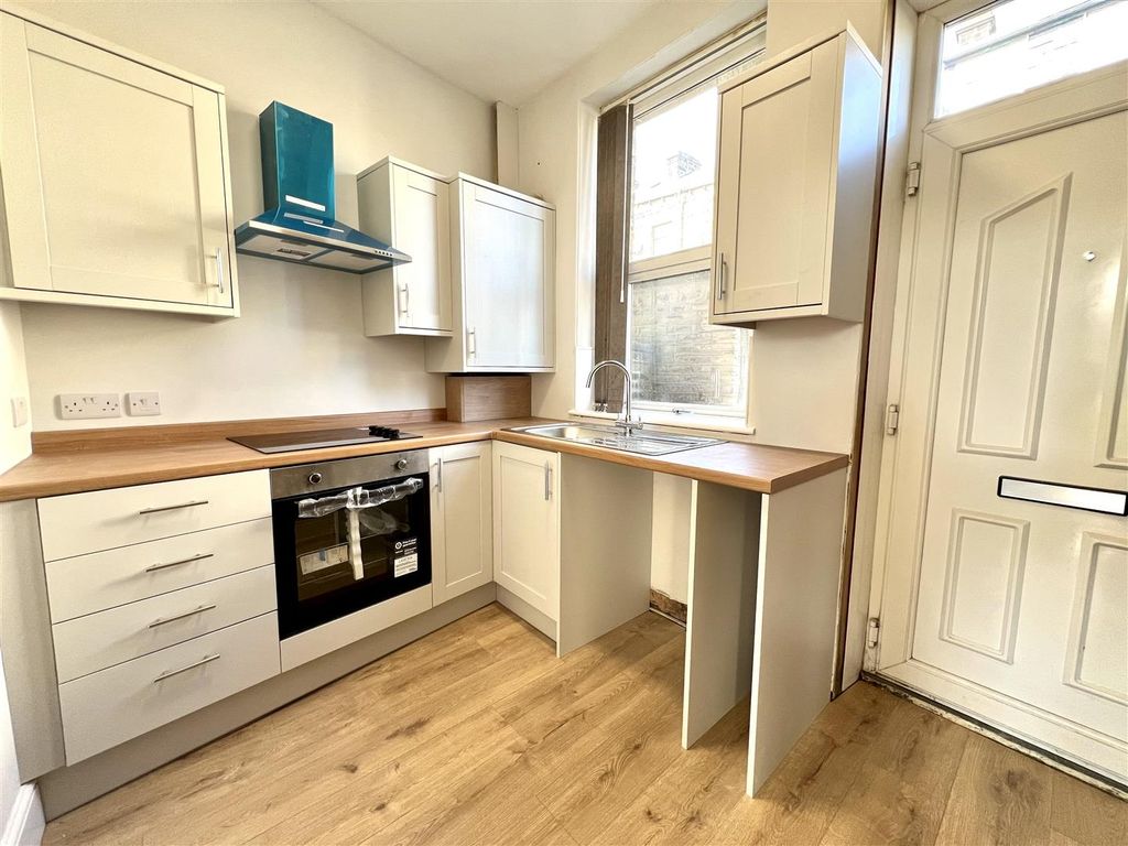 Property photo 2 of 9 Image00002.Jpeg