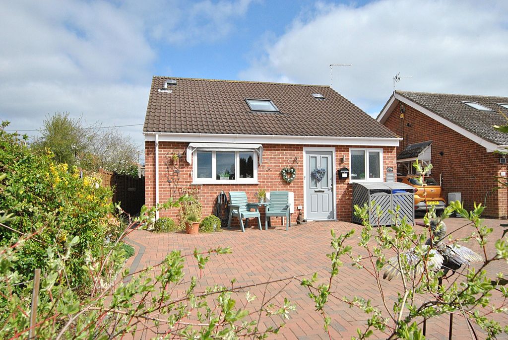 Property photo 3 of 16