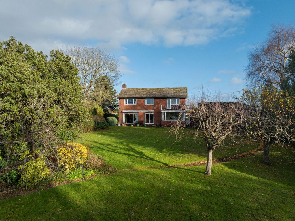 Property photo 2 of 24