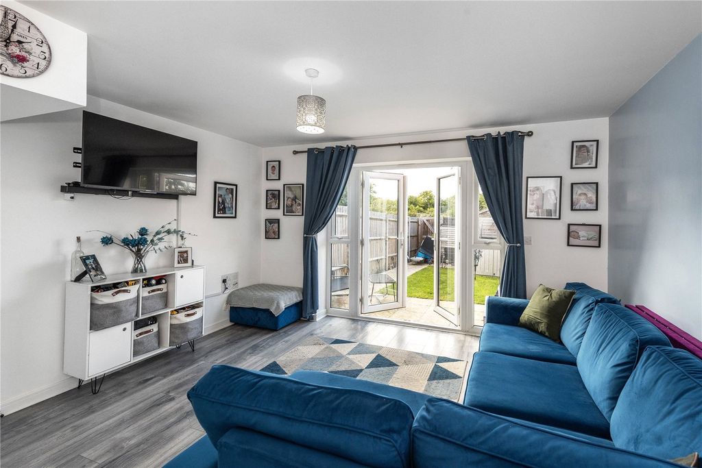 Property photo 3 of 14 Picture No. 04