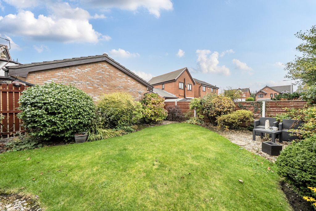 Property photo 3 of 13