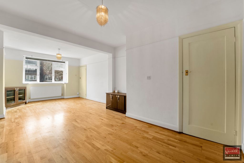 Property photo 2 of 13 Dsc02592