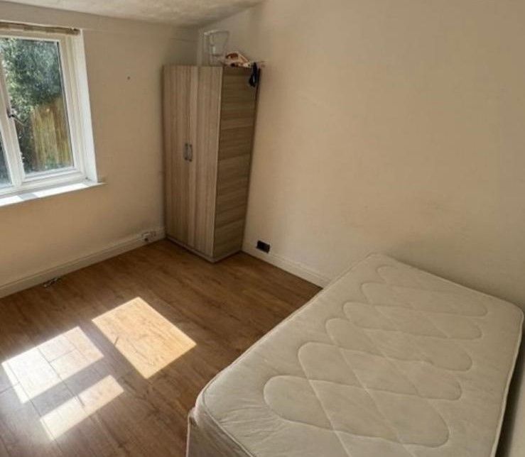 Property photo 1 of 4