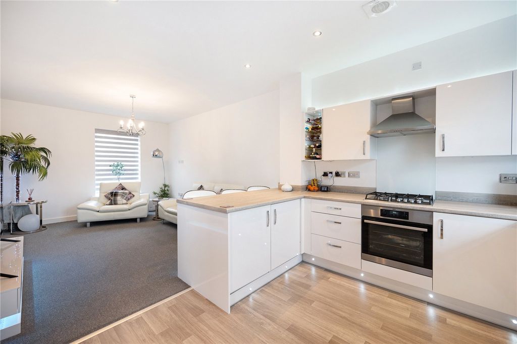 Property photo 3 of 15 Kitchen/Living Room