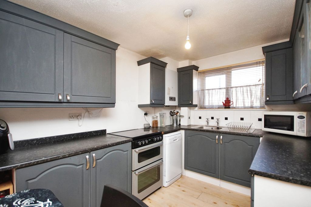 Property photo 3 of 18 Photography