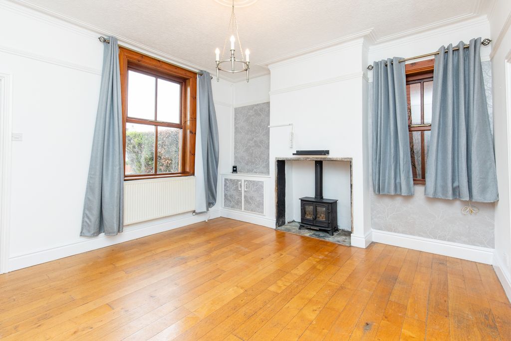 Property photo 2 of 15 Living Room