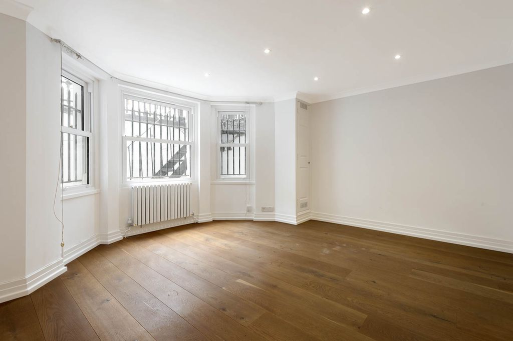 Property photo 1 of 6 Reception Room