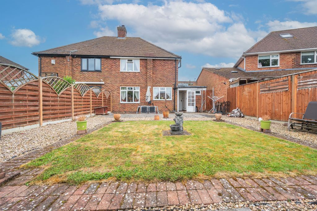 Property photo 2 of 10