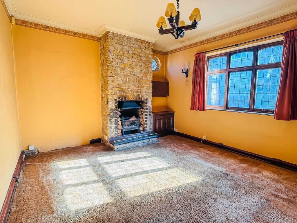 Property photo 3 of 40 4824938