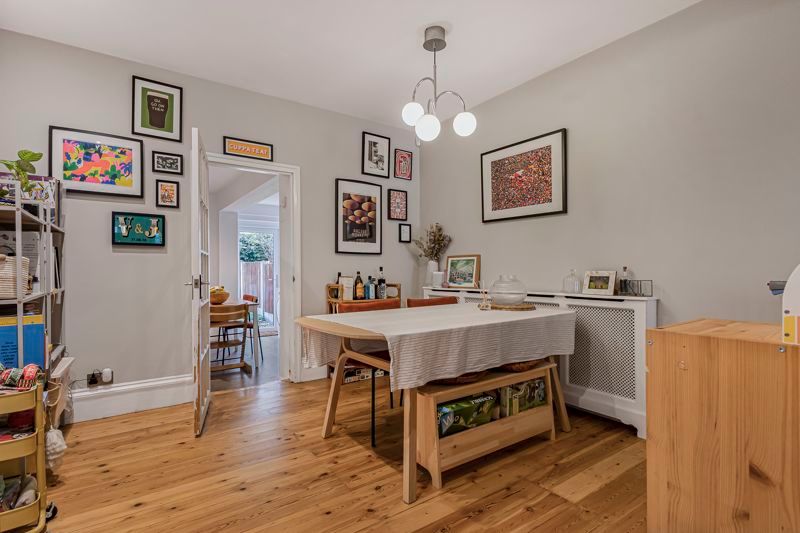 Property photo 3 of 19 Dining Area