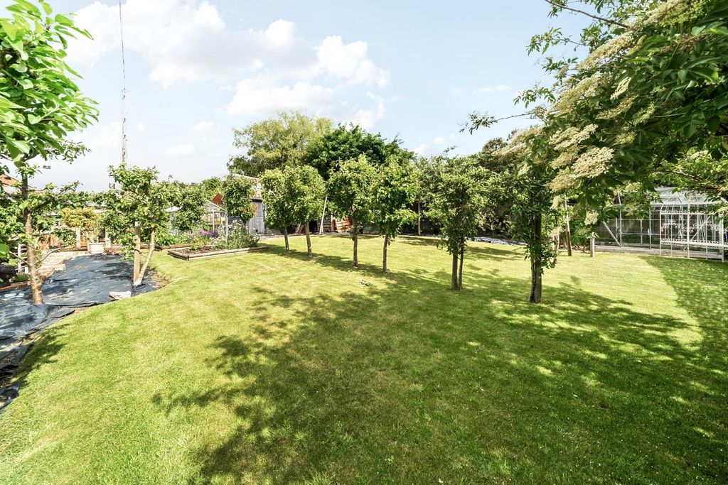 Property photo 3 of 35 Rear Garden