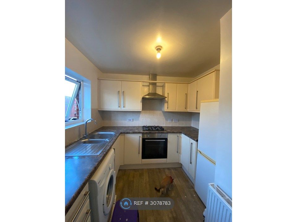 Property photo 1 of 2