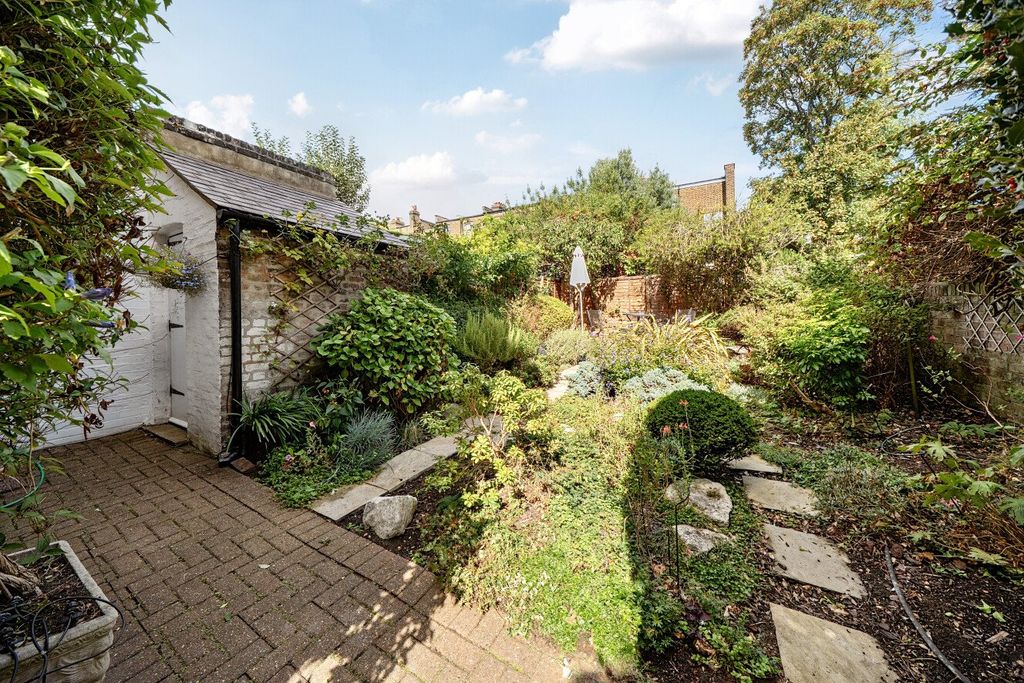 Property photo 2 of 14 Picture No. 02