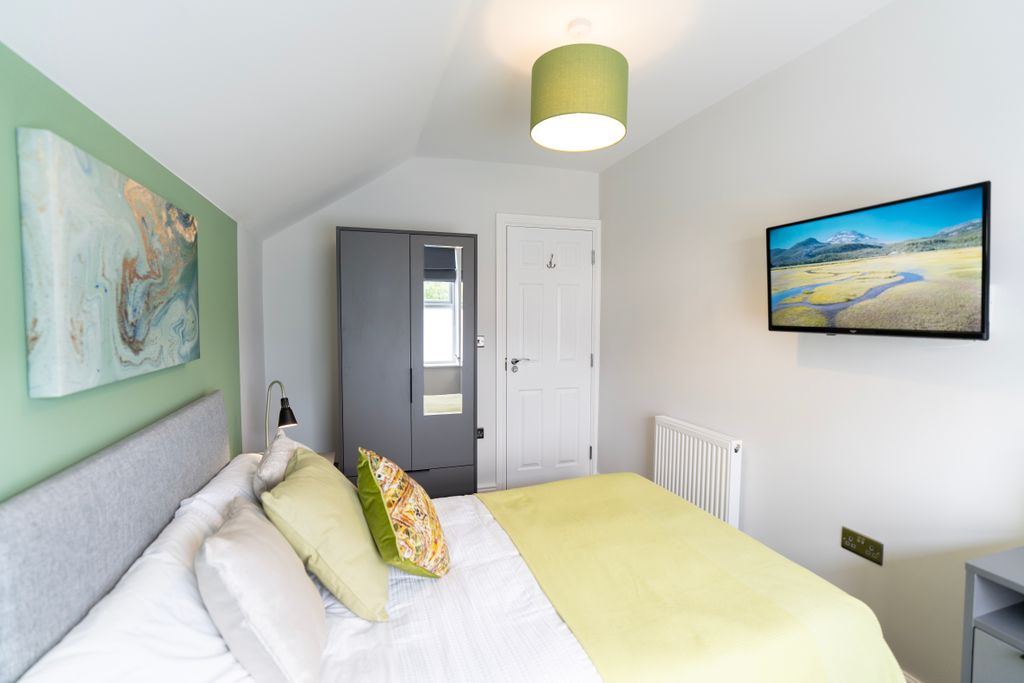 Property photo 2 of 14 Dsc00035