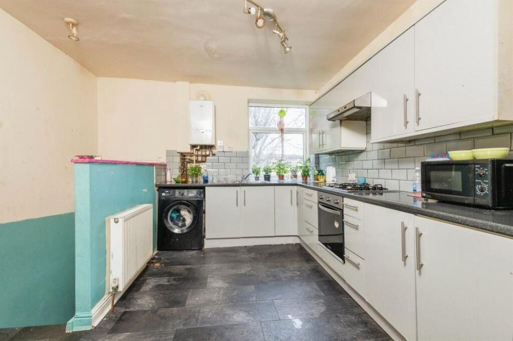 Property photo 2 of 10 2_.Jpg