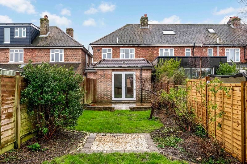 Property photo 3 of 20 Photo 19