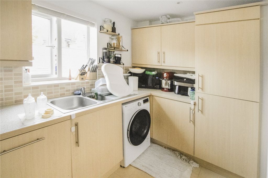 Property photo 3 of 10 Picture No. 10