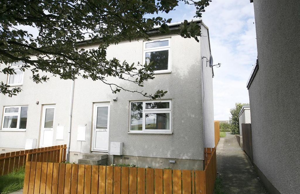 2 bed end terrace house to rent Boddam