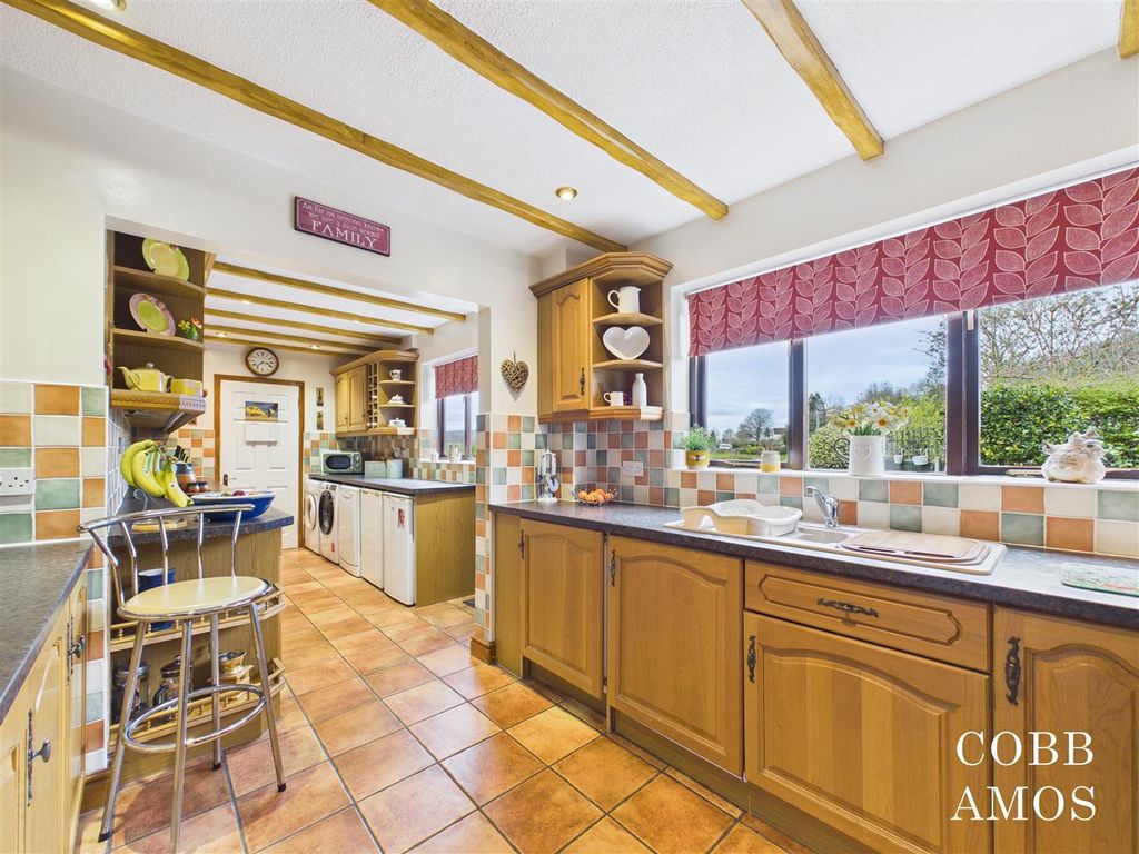 Property photo 3 of 31 Cam03722G0-Pr0093-Still013.Jpg