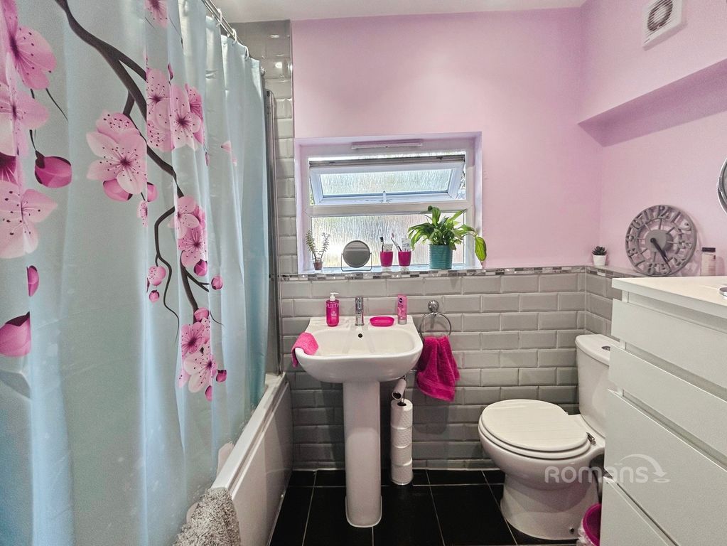 Property photo 2 of 7 Pbox-Img.Jpg
