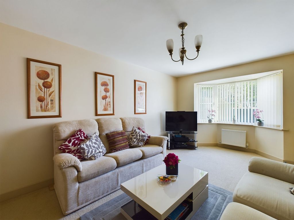 Property photo 3 of 16